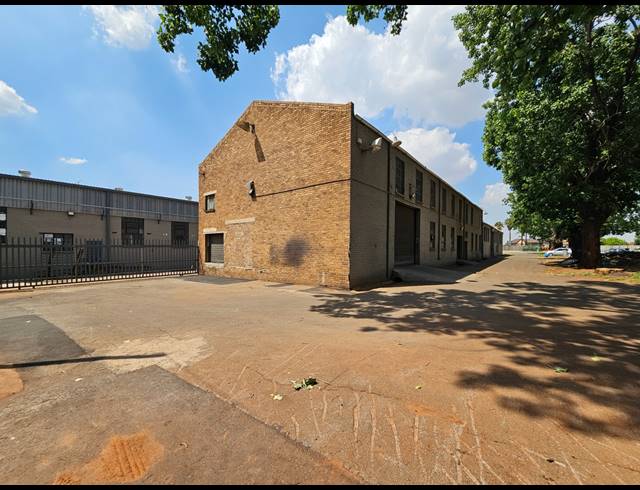 554M² WAREHOUSE TO LET IN BENONI SOUTH
